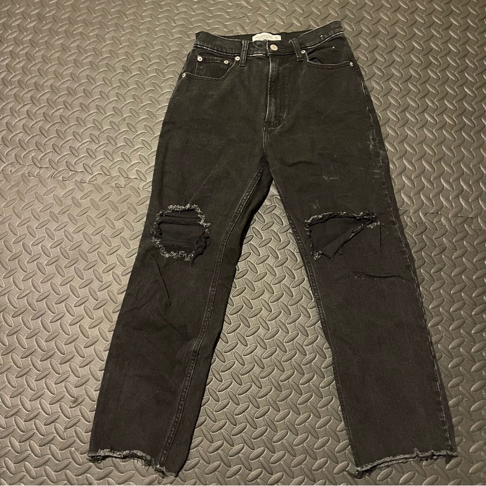 Abercrombie & Fitch Women's Black High Rise Ripped Jeans